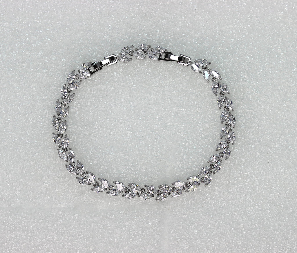 Clear CZ Crystal Tennis Bracelet X745865