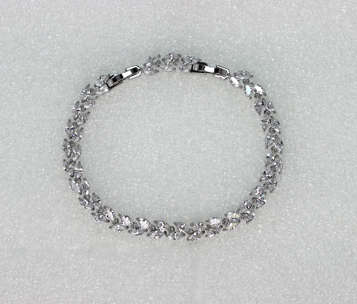 Clear CZ Crystal Tennis Bracelet X745865
