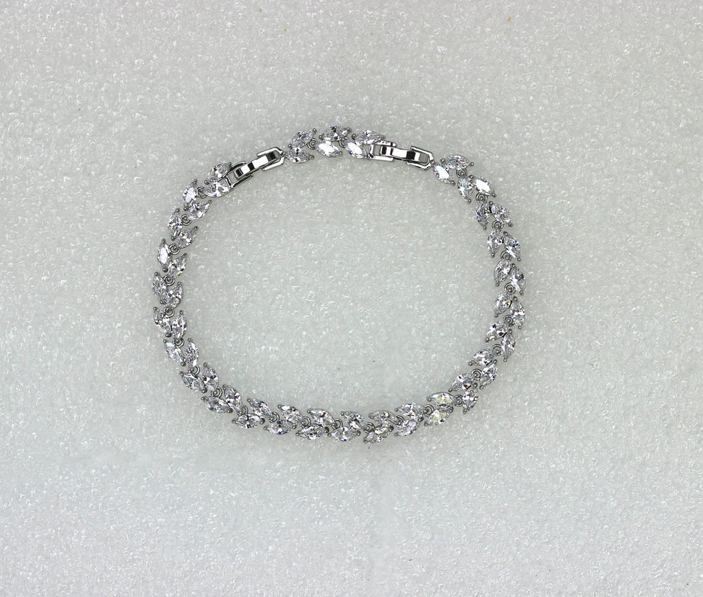 Clear CZ Crystal Tennis Bracelet X745865