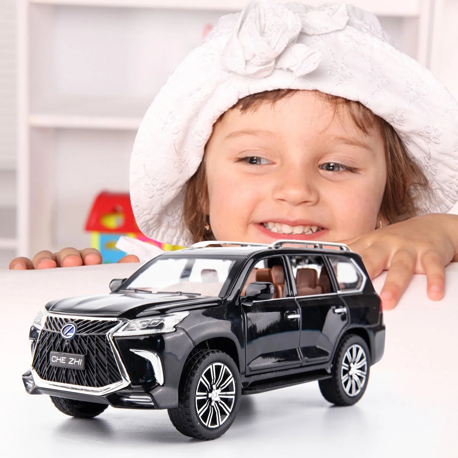 1/24 Lexus 570 Off-Road Luxury SUV Model Car, Zinc Alloy Pull Back Toy Car with Sound and Light H991