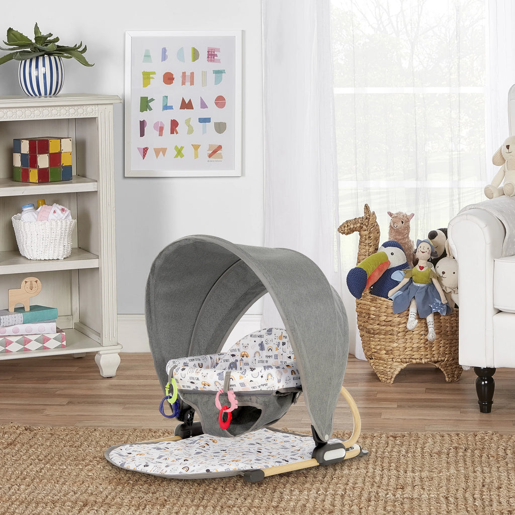 Compact Floor Seat and Canopy with 2 Soft Toys Z32141