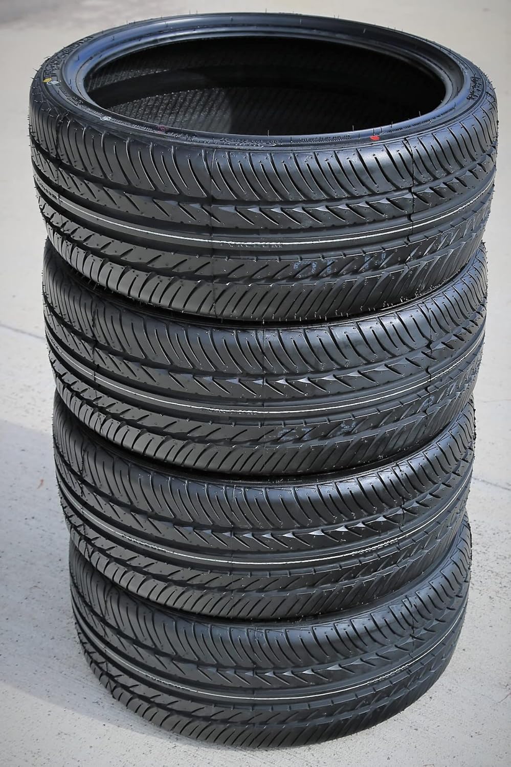 All-Season High Performance Radial Tire 205/40R18 86Y XL BSW K343