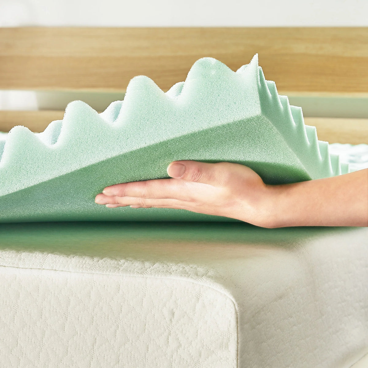 Queen 1.5" 5-Zone Memory Foam Mattress Topper with Aloe Infusion Z498630