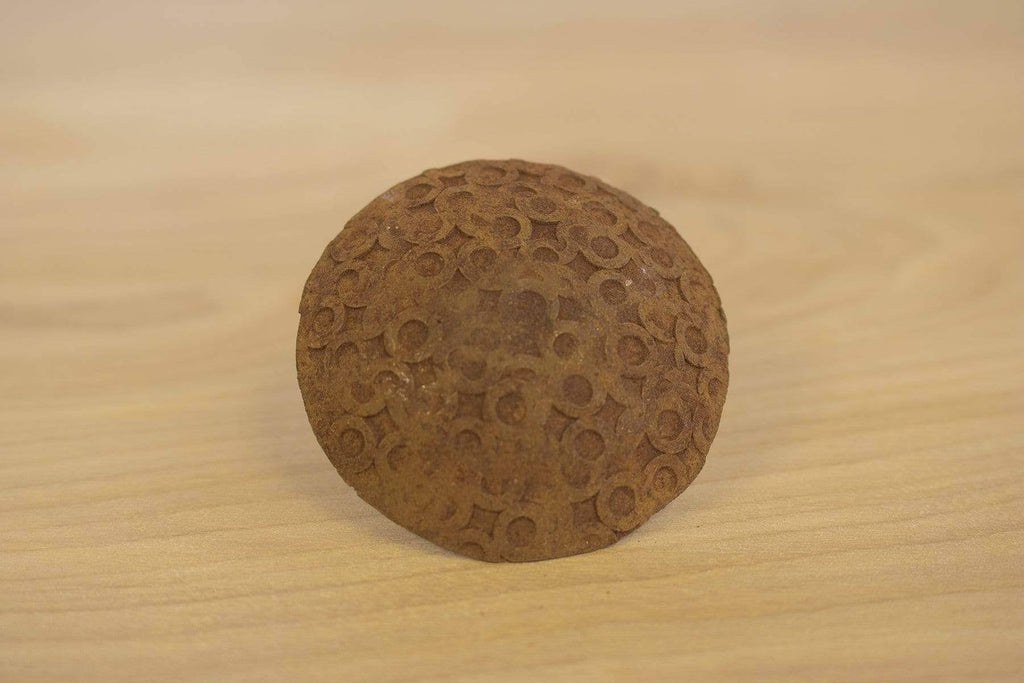 50 Pack Dimpled Round Clavos Y23357