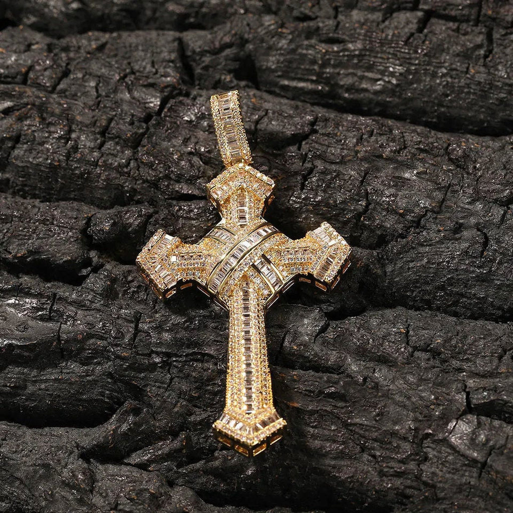 14K Gold Simulated Diamond Cross Pendant Necklace U8369
