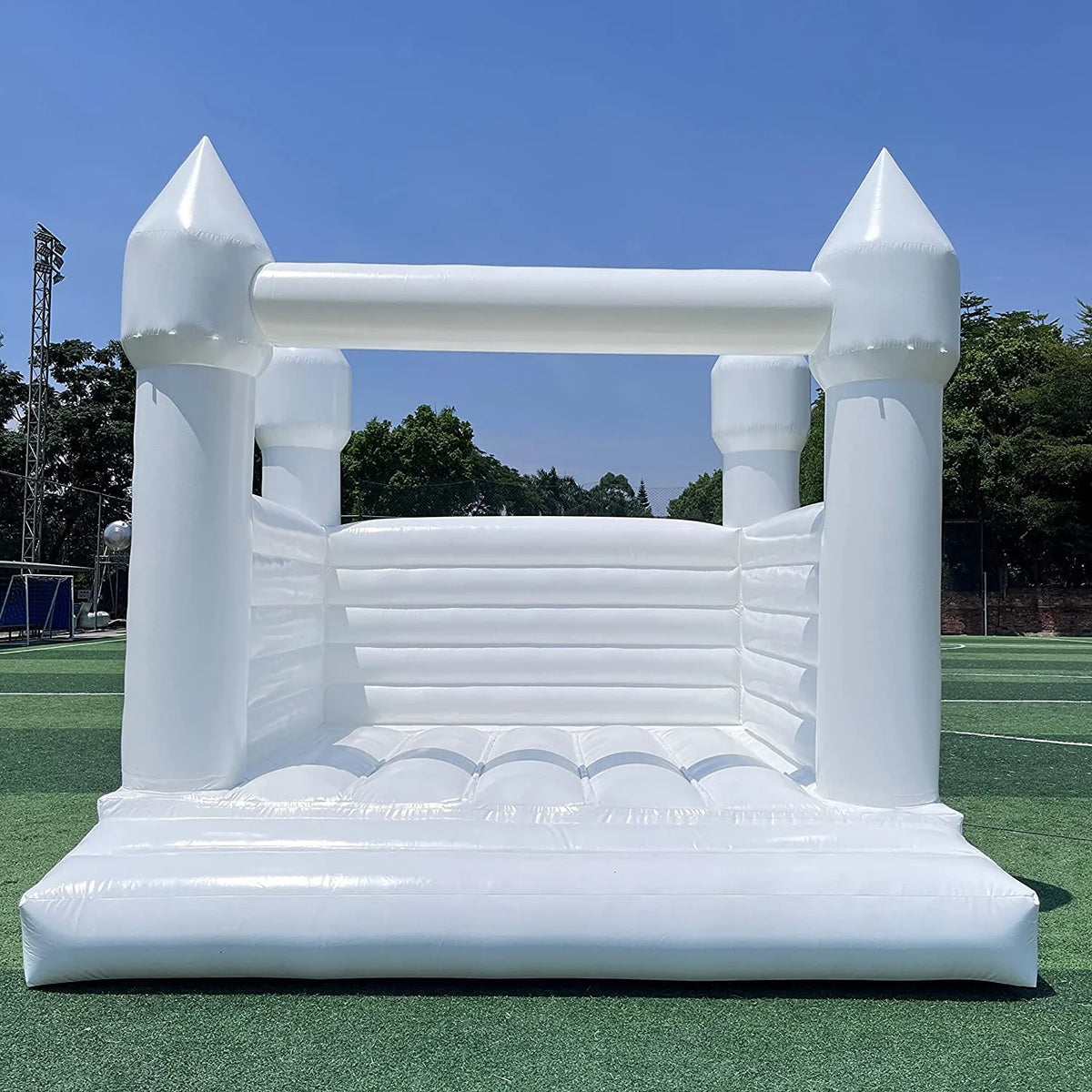 White Bounce House with Air Blower E11270