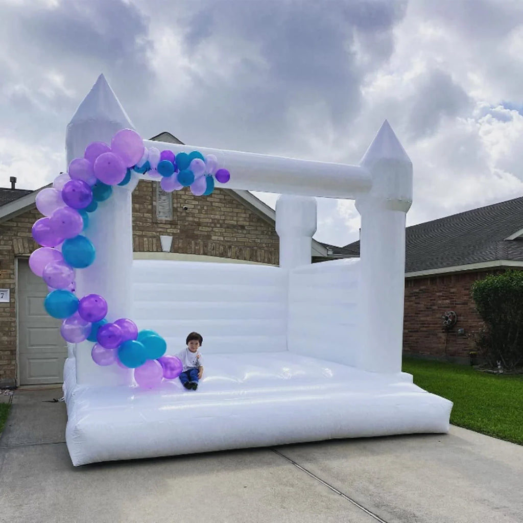White Bounce House with Air Blower E11270