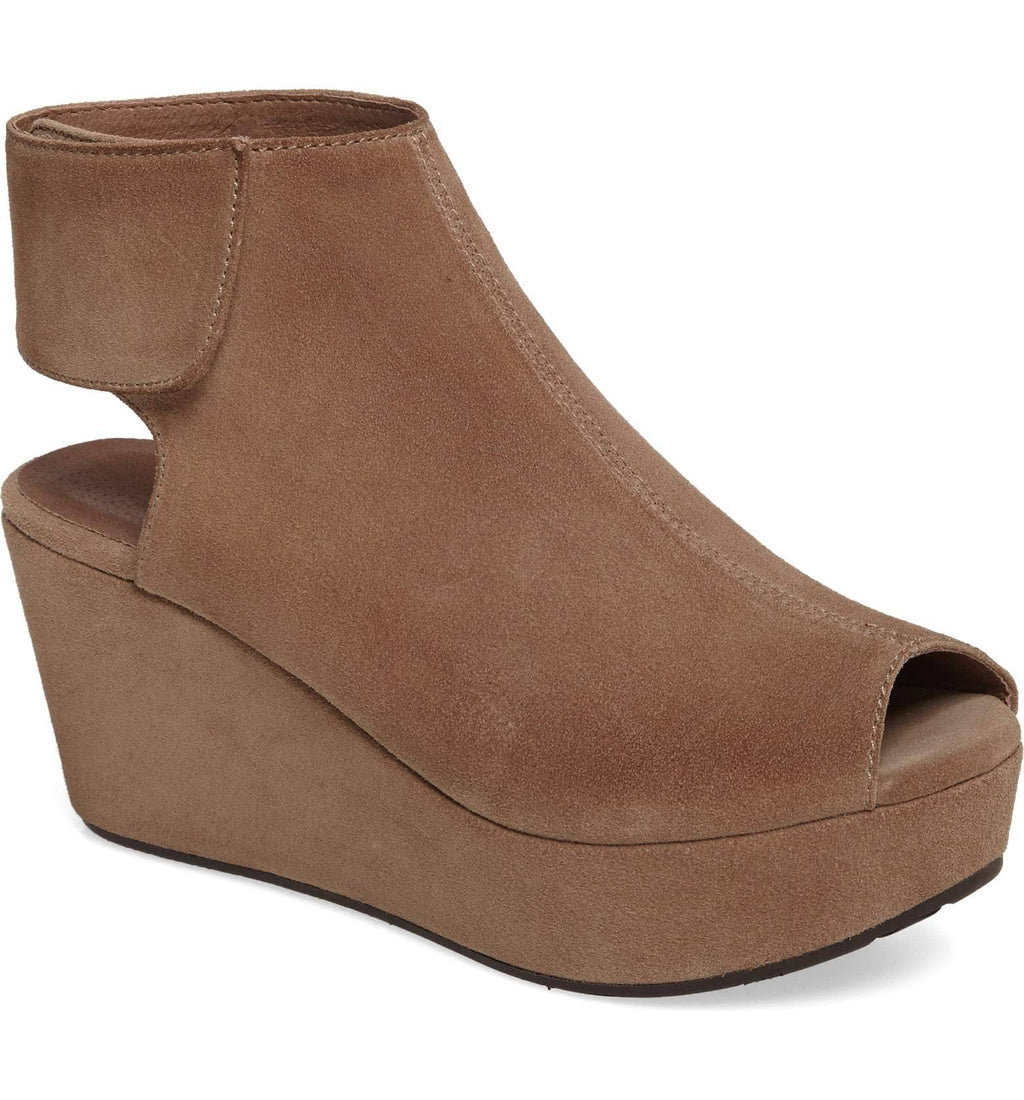 Taupe Wedge H389091