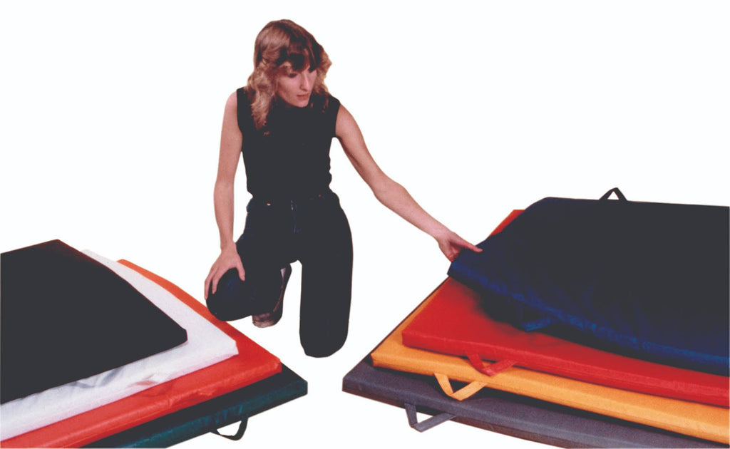 Mat with Handle Non Folding Foam with Cover 4 x 8 V4916