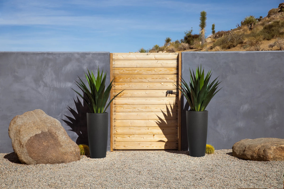 Black 2-Pack Plastic-Stone Planter O918