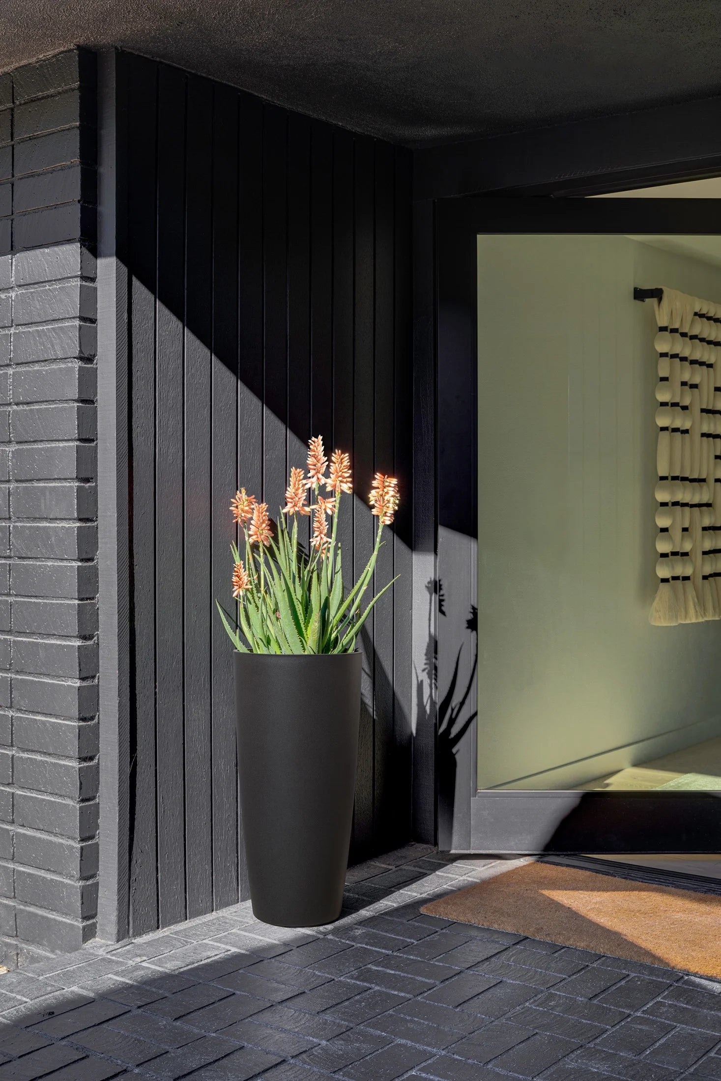 Black 2-Pack Plastic-Stone Planter O918
