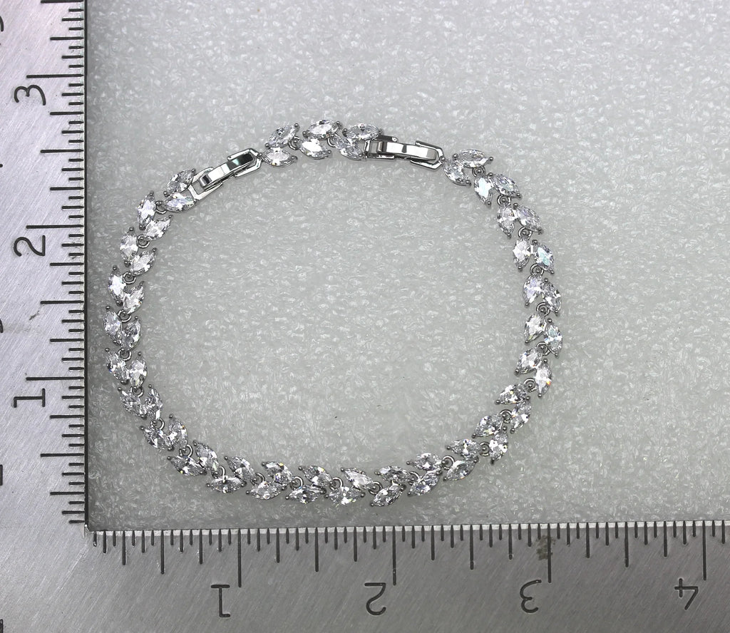Clear CZ Crystal Tennis Bracelet X745865