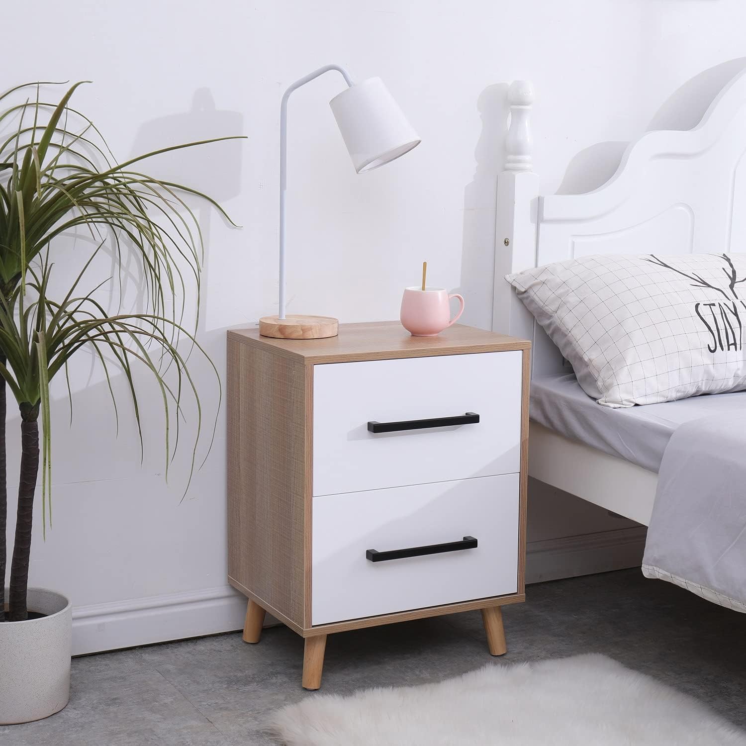 White 2 Drawer Nightstand with Solid Wood Legs Z700