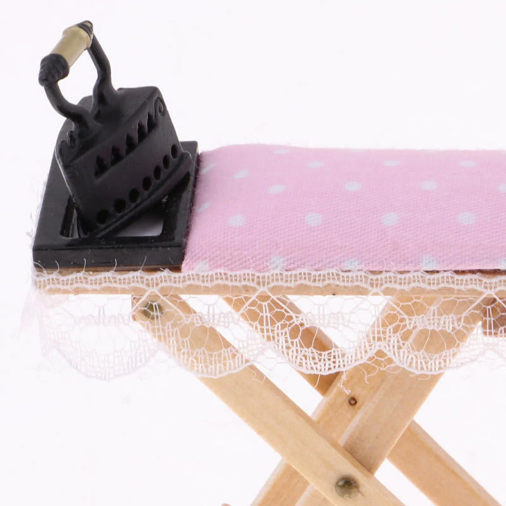 1:12 Scale Dollhouse Ironing Board Set D761